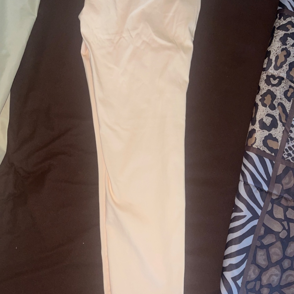 pants - Picture 3 of 4